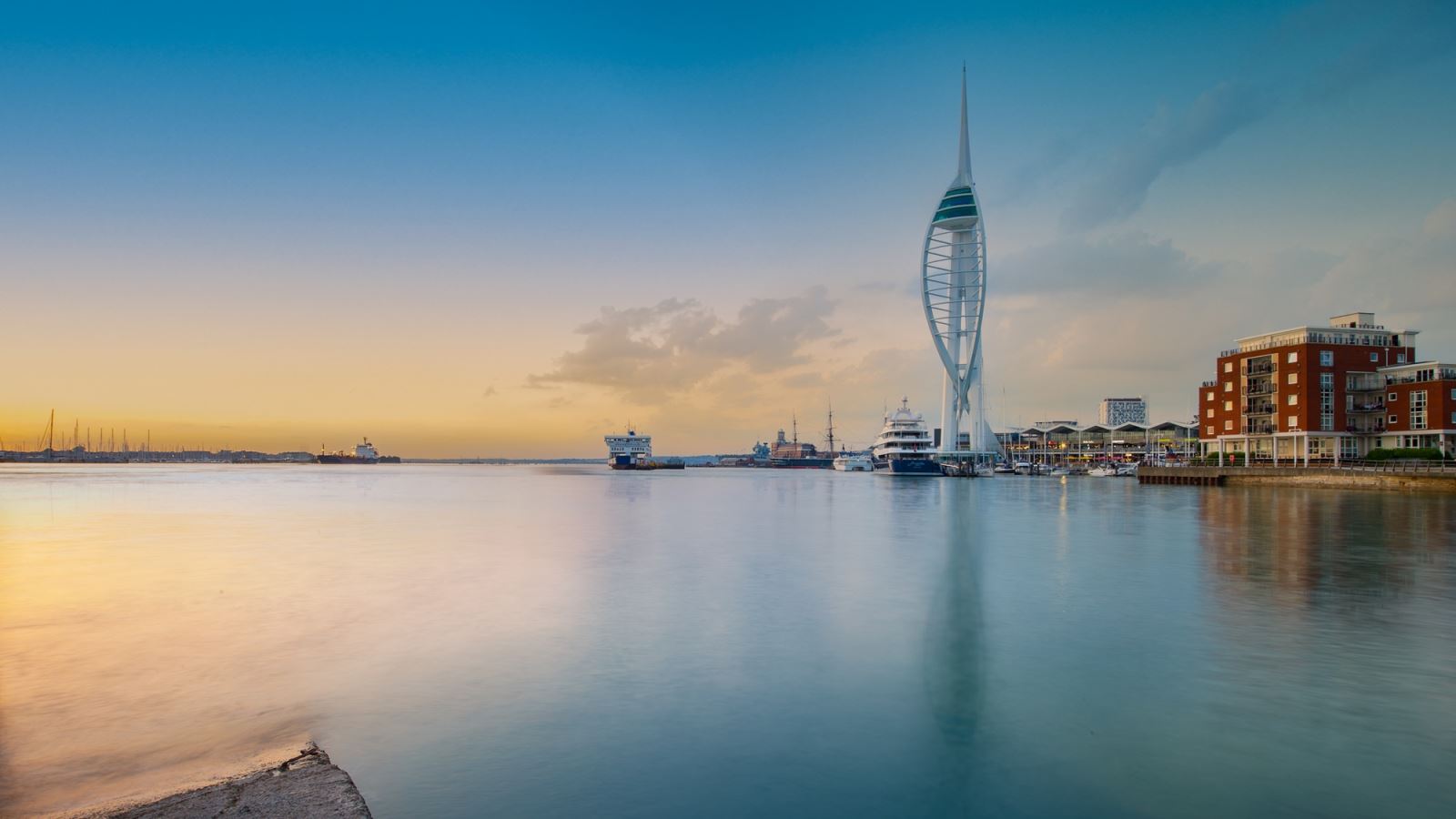 Photograph of the Spinnaker Tower